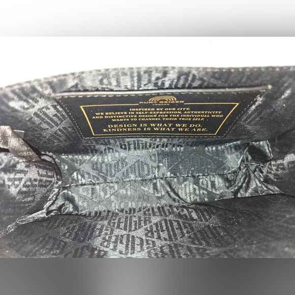 Kurt Geiger Cream and Peach Striped Two- Way Shoulder/Crossbody Bag - Picture 9 of 14